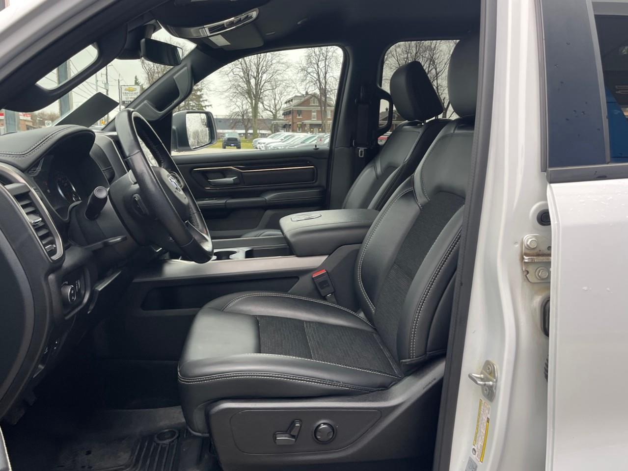 2022 RAM 1500 SPORT TERRIFIC CONDITION! Photo