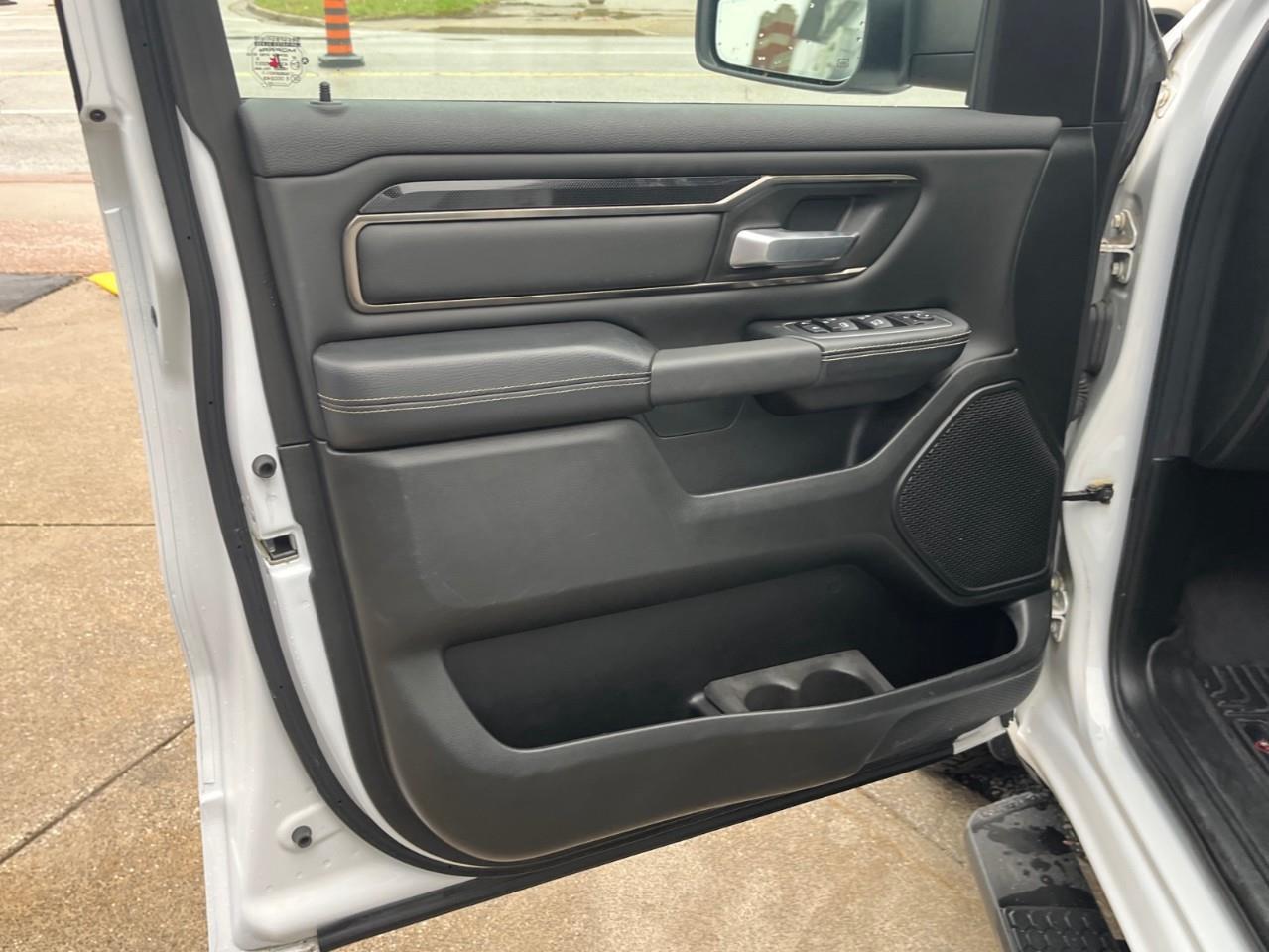 2022 RAM 1500 SPORT TERRIFIC CONDITION! Photo