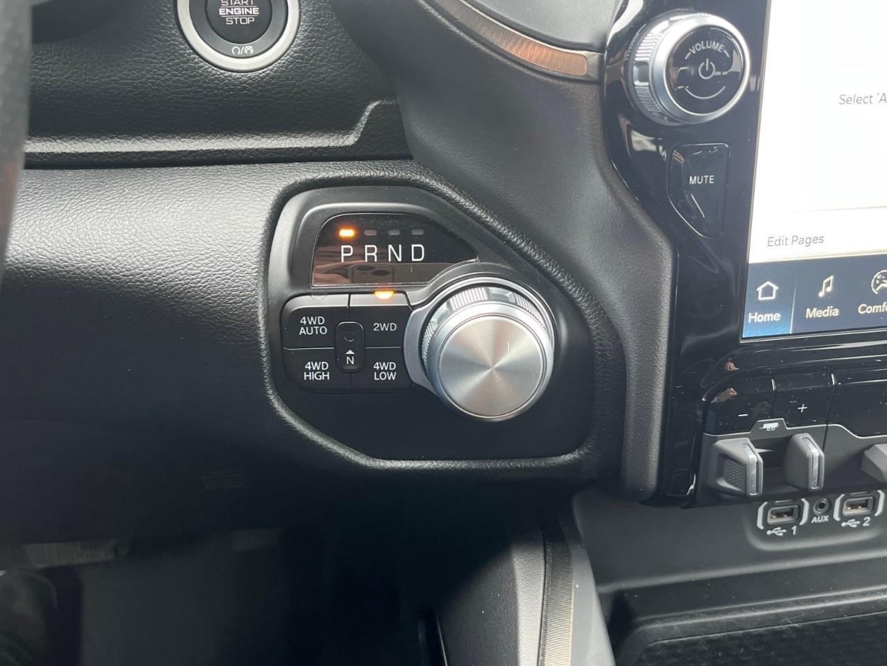 2022 RAM 1500 SPORT TERRIFIC CONDITION! Photo