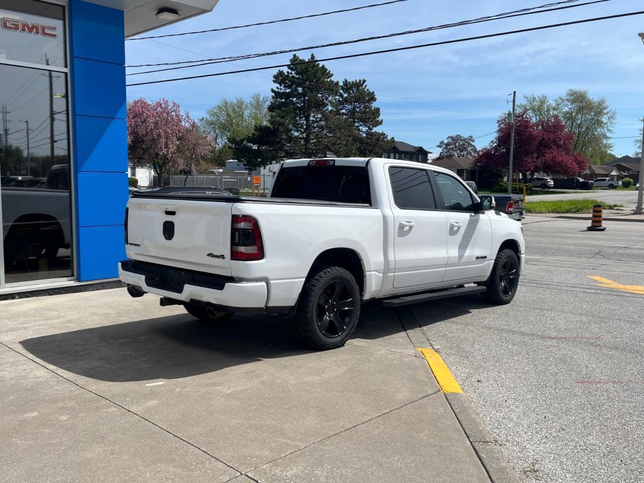 2022 RAM 1500 SPORT TERRIFIC CONDITION! Photo4