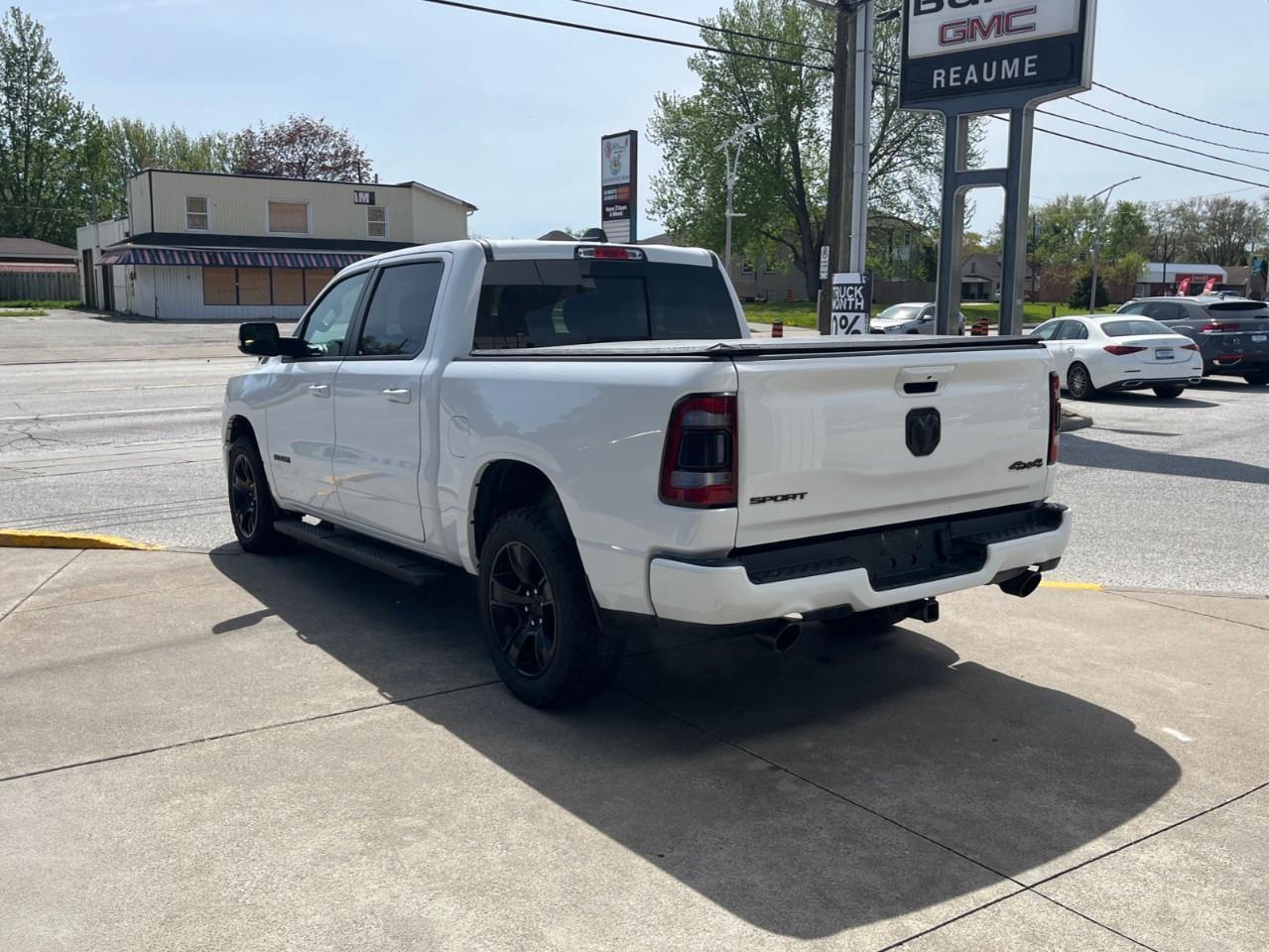 2022 RAM 1500 SPORT TERRIFIC CONDITION! Photo