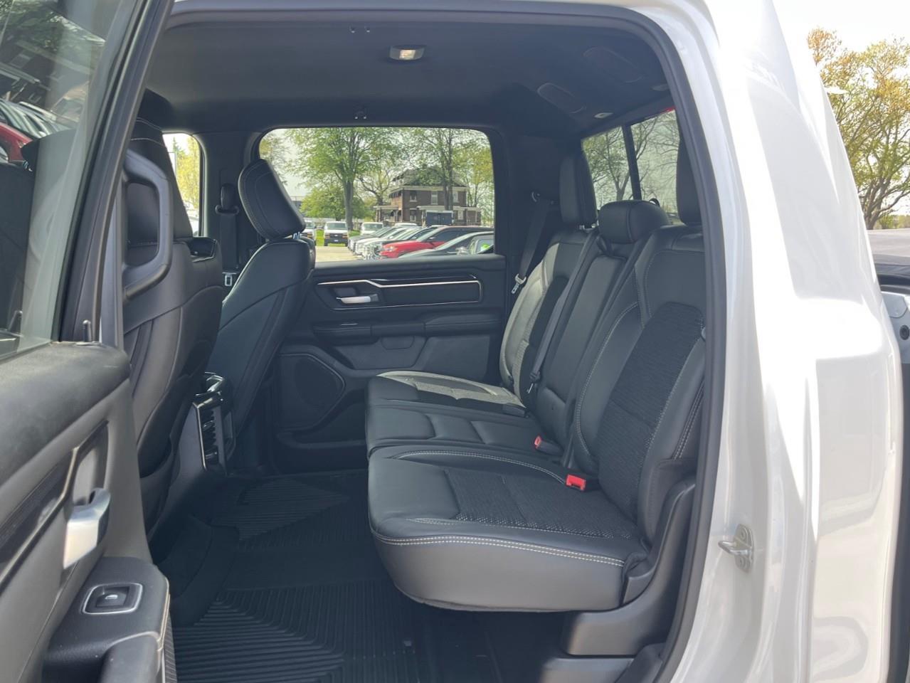 2022 RAM 1500 SPORT TERRIFIC CONDITION! Photo