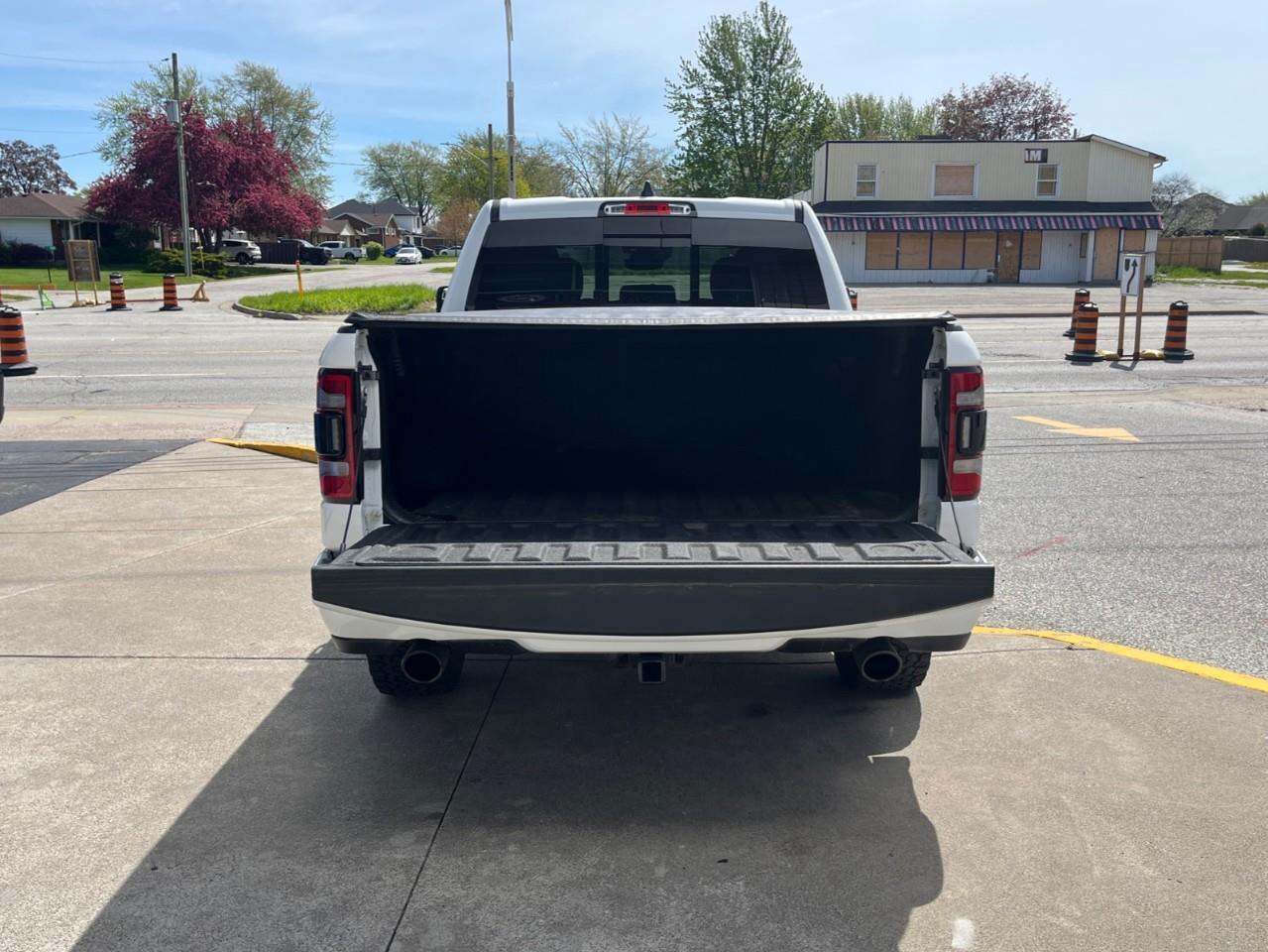 2022 RAM 1500 SPORT TERRIFIC CONDITION! Photo