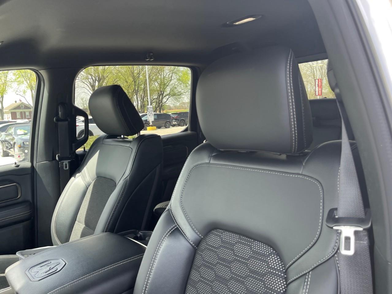 2022 RAM 1500 SPORT TERRIFIC CONDITION! Photo