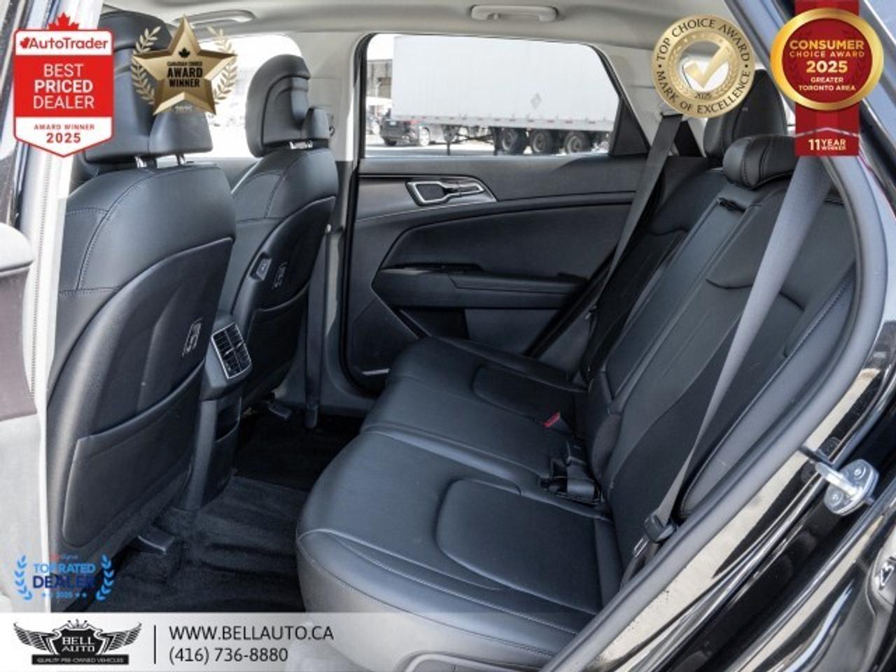 2023 Kia Sportage EX   NAVI   B.CAM   PANO   LTHR   WRLSCHRGR   NOAC Photo