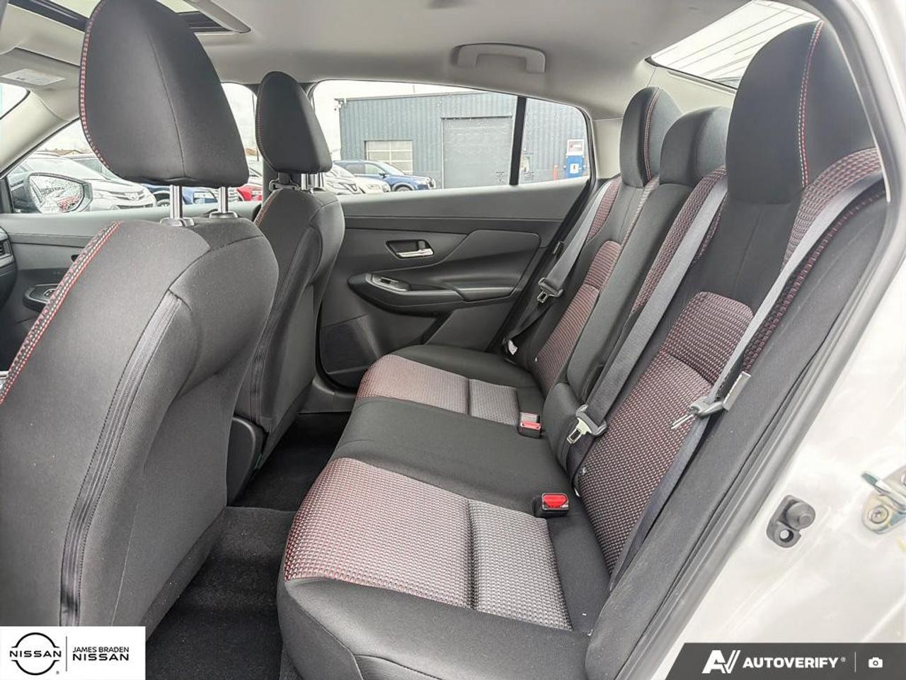 2026 Nissan Sentra SR SEDAN Photo