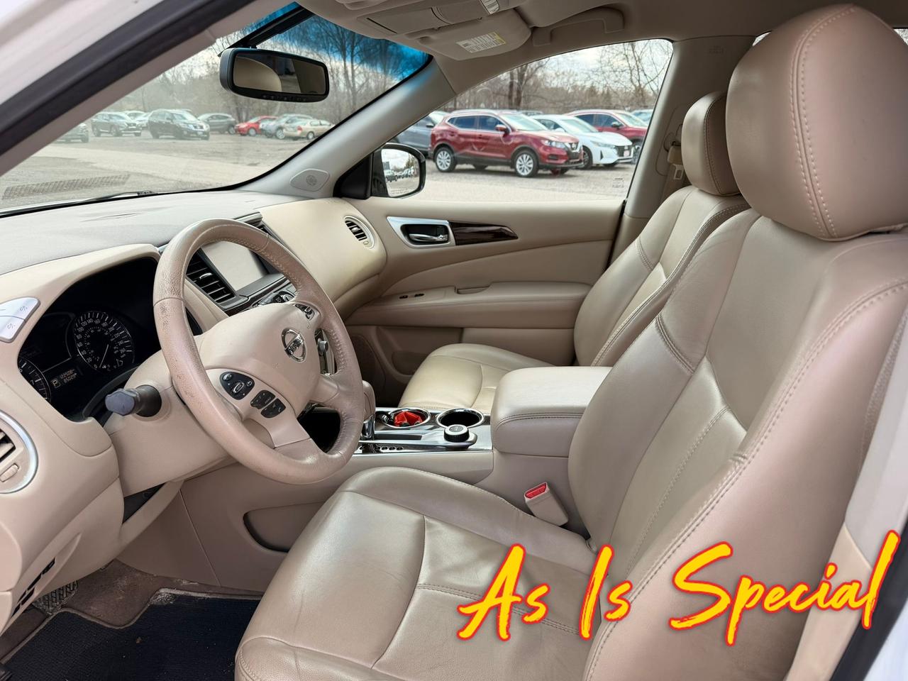 2014 Nissan Pathfinder SL 4dr 4x4 Photo