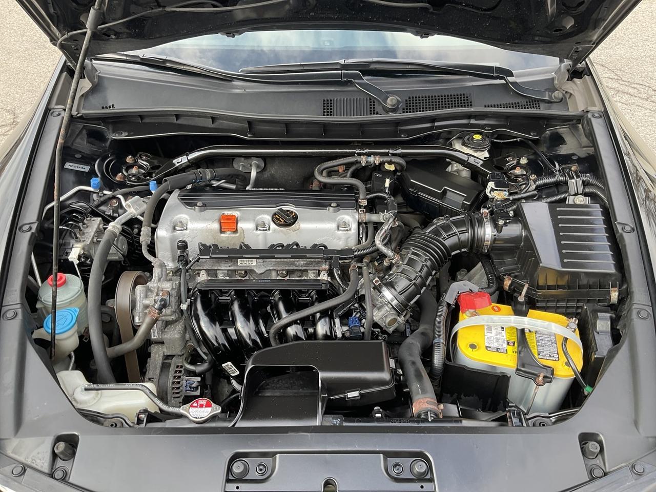 2011 Honda Accord EX Coupe AT - ALLOYS! BLUETOOTH! SUNROOF! Photo