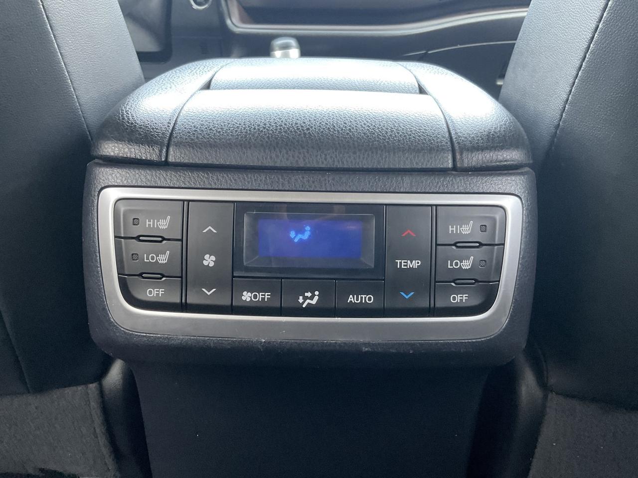2015 Toyota Highlander Limited AWD V6 - LTHR! NAV! BACK-UP CAM! BSM! 7 PA Photo