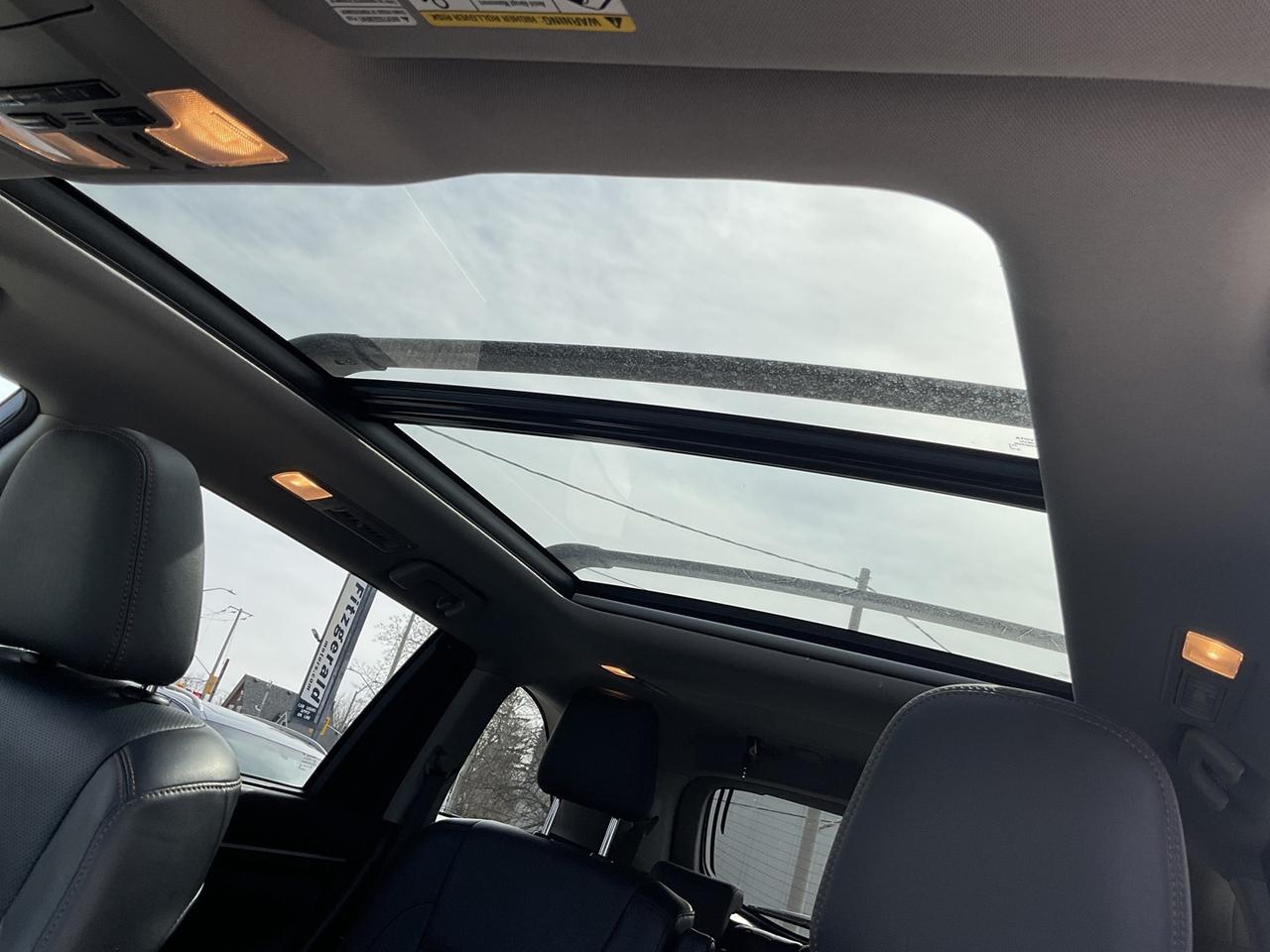 2015 Toyota Highlander Limited AWD V6 - LTHR! NAV! BACK-UP CAM! BSM! 7 PA Photo