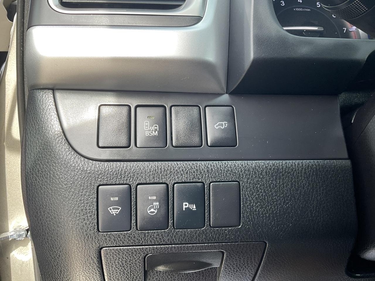 2015 Toyota Highlander Limited AWD V6 - LTHR! NAV! BACK-UP CAM! BSM! 7 PA Photo