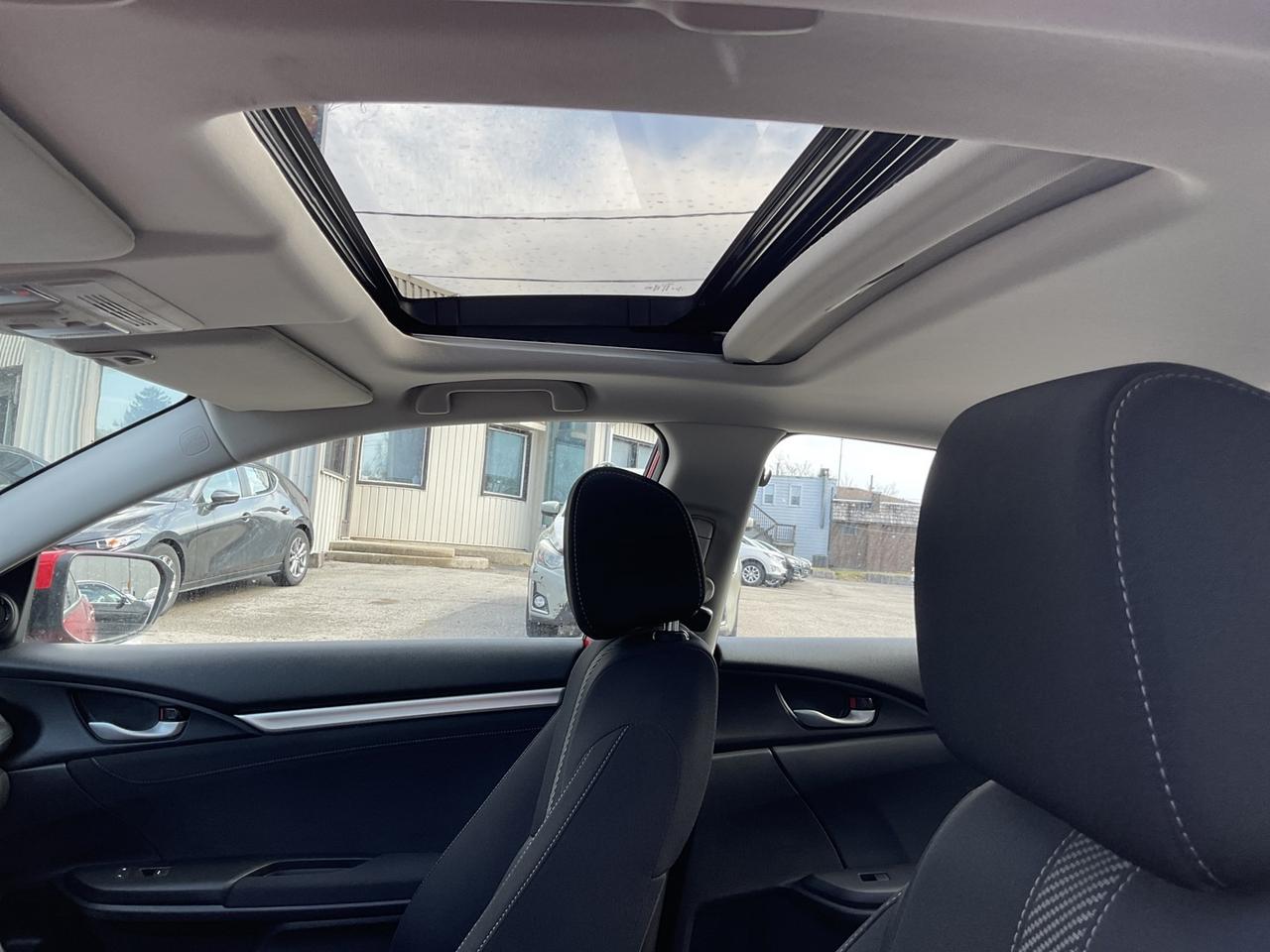 2018 Honda Civic EX-T Sedan - BACK-UP/BLIND-SPOT CAM! SUNROOF! Photo