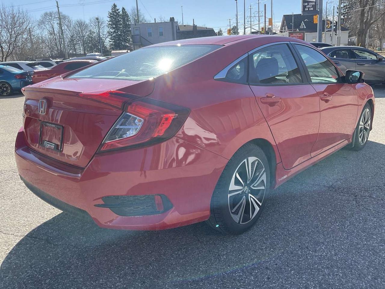 2018 Honda Civic EX-T Sedan - BACK-UP/BLIND-SPOT CAM! SUNROOF! Photo