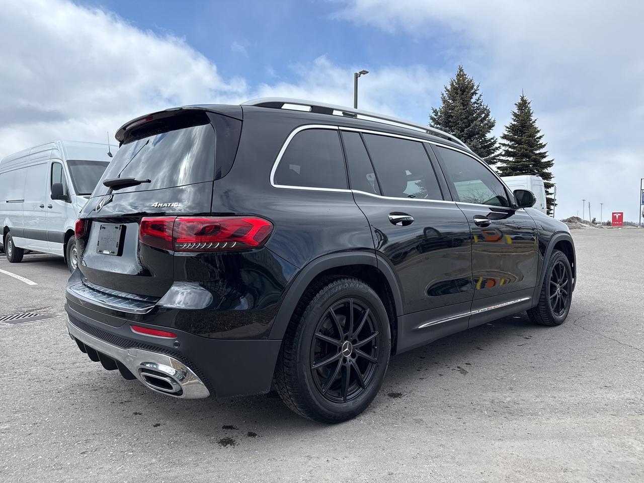 2022 Mercedes-Benz GLB 360 Cam Navi Sport Pkg AMG Line Trim Photo