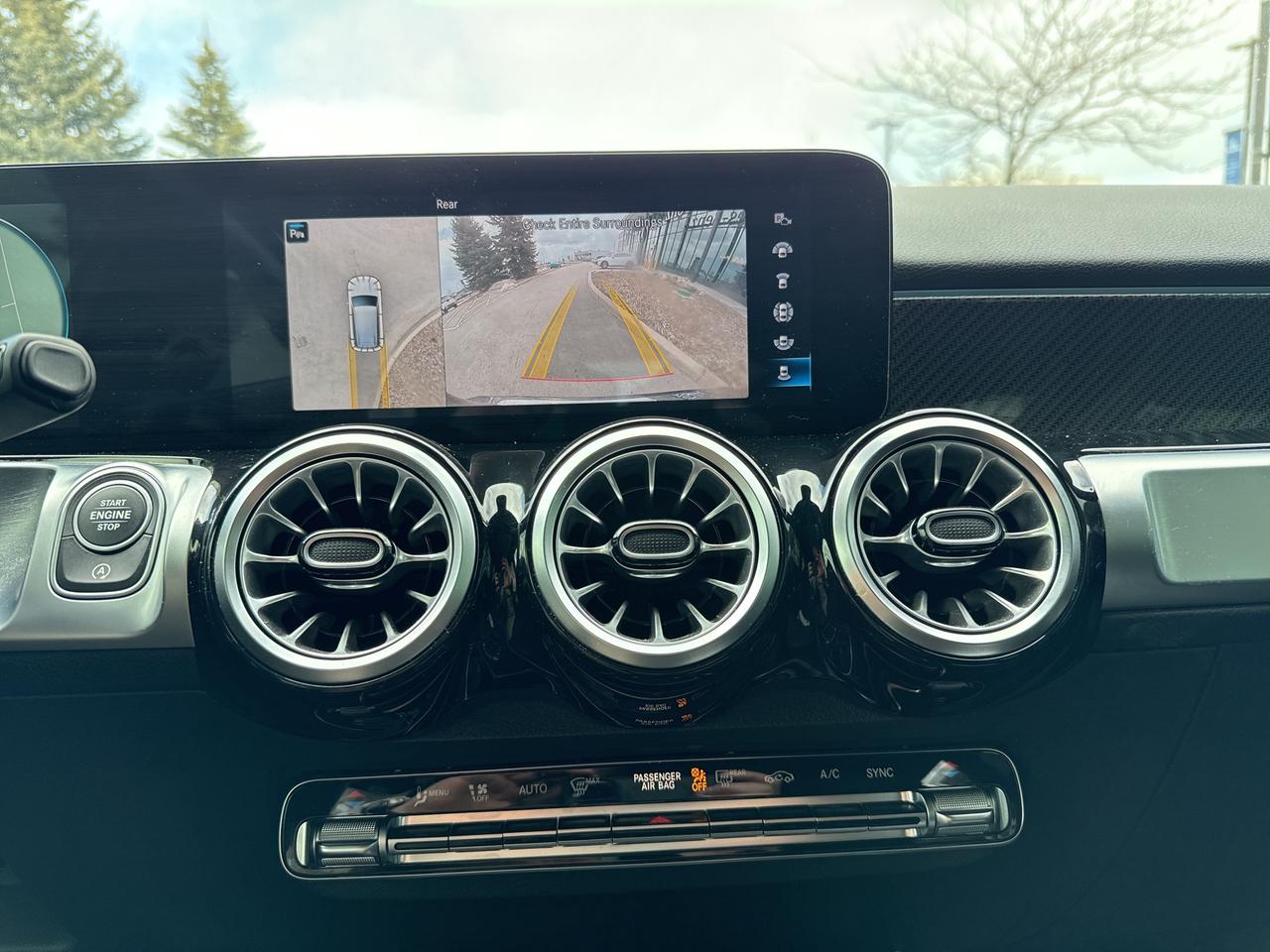 2022 Mercedes-Benz GLB 360 Cam Navi Sport Pkg AMG Line Trim Photo