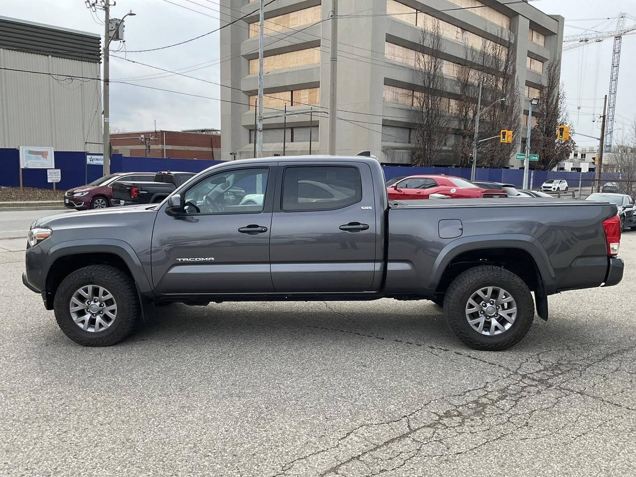 2017 Toyota Tacoma SR5 Double Cab Long Bed V6 6AT 4WD - BACK-UP CAM! Photo3