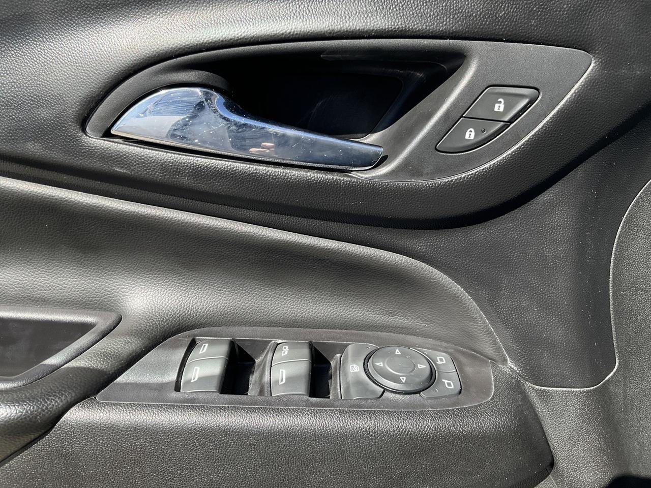 2019 Chevrolet Equinox LT AWD - BACK-UP CAM! REMOTE START! CAR PLAY! Photo