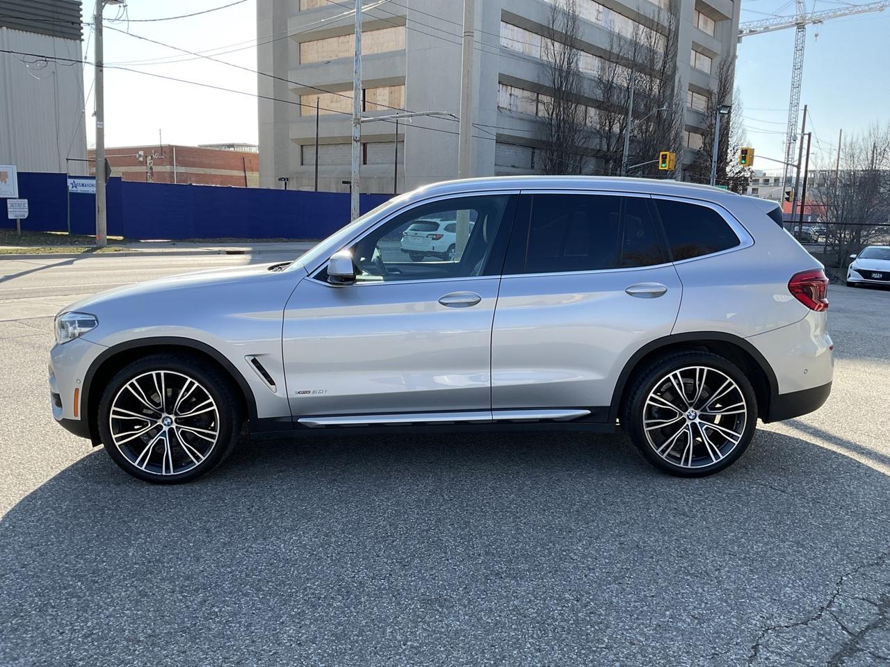 2018 BMW X3 xDrive30i - PREM. ENHANCED PKG! NAV! BACK-UP CAM! Photo3