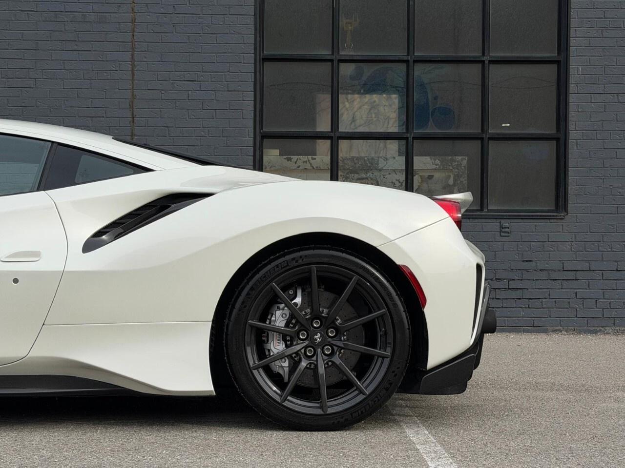 2019 Ferrari 488 Pista COUPE Photo