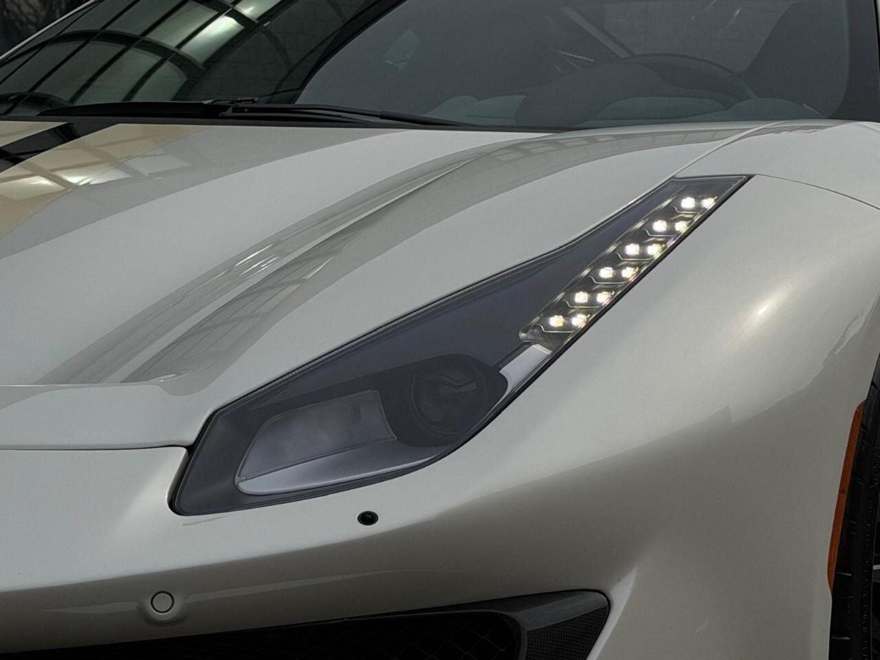 2019 Ferrari 488 Pista COUPE Photo