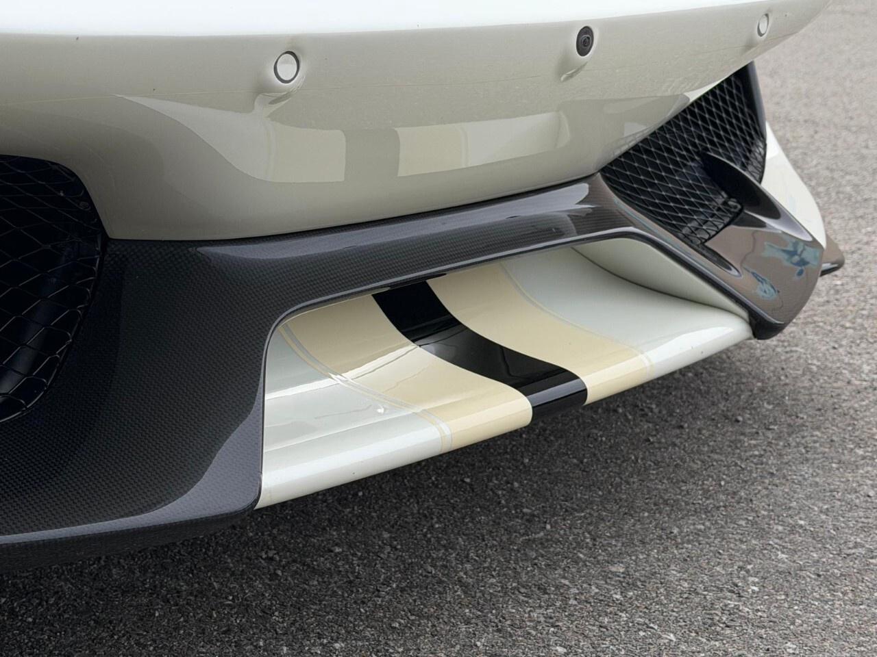 2019 Ferrari 488 Pista COUPE Photo