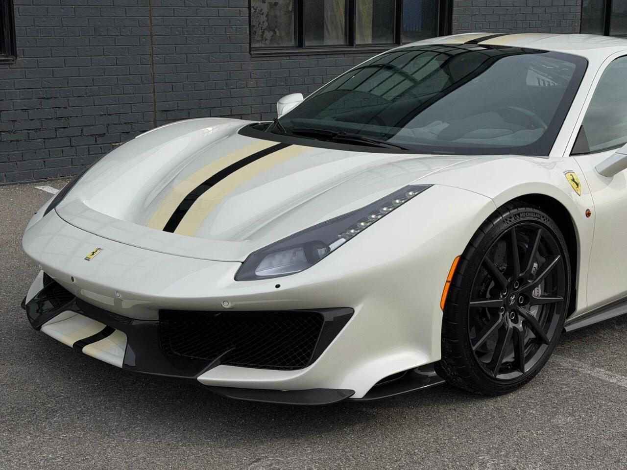 2019 Ferrari 488 Pista COUPE Photo