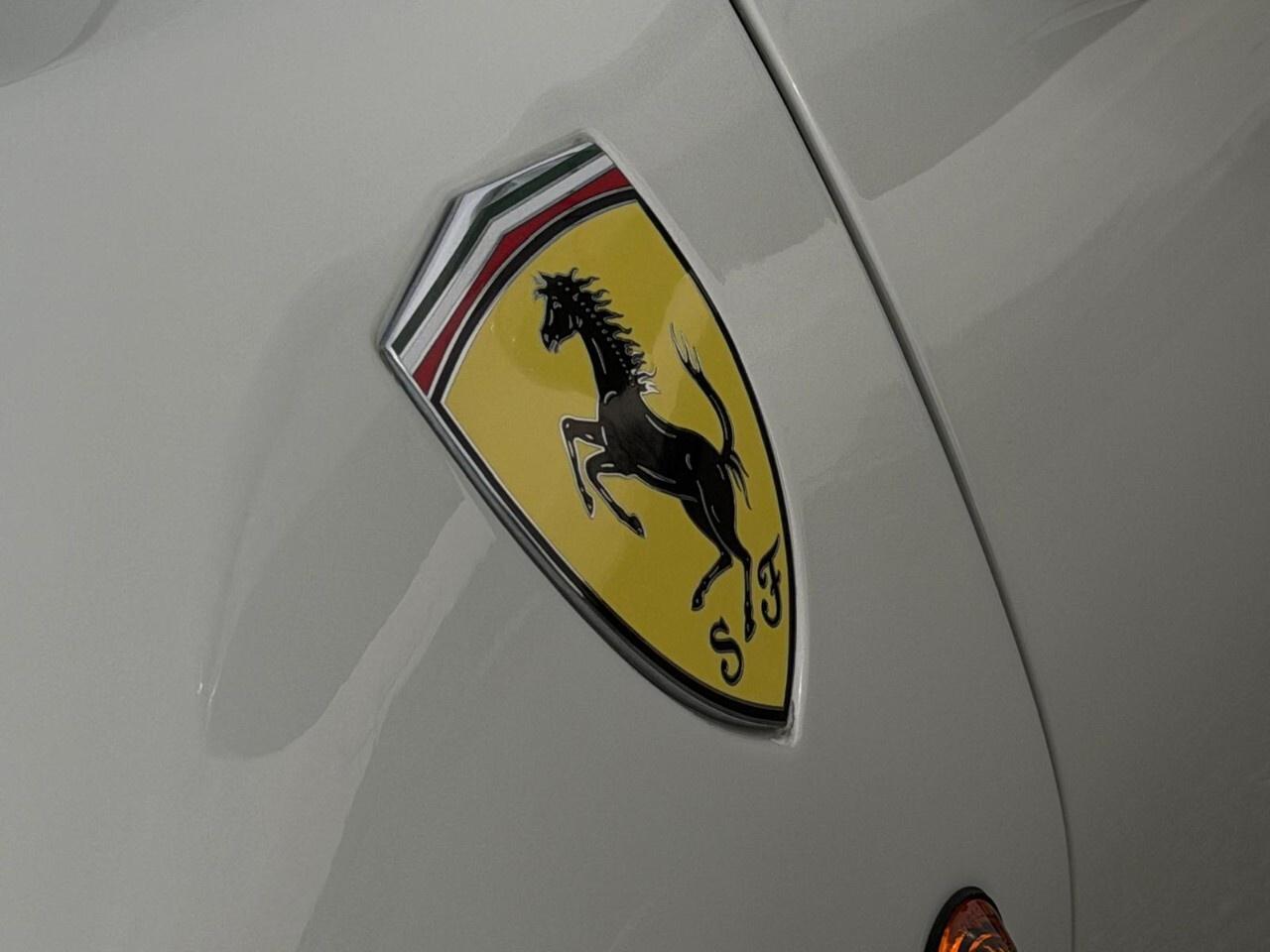 2019 Ferrari 488 Pista COUPE Photo