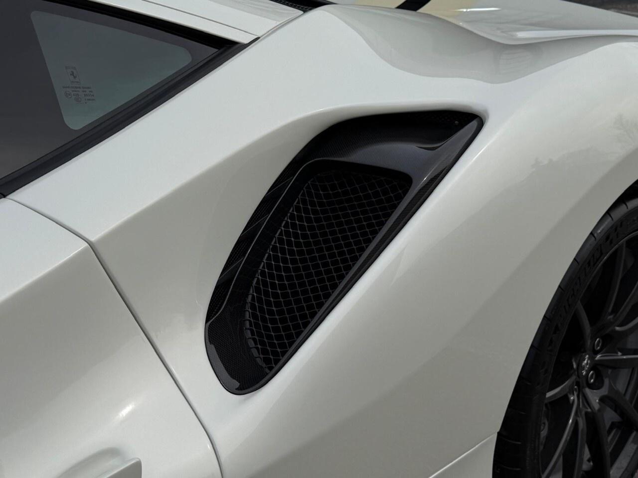 2019 Ferrari 488 Pista COUPE Photo