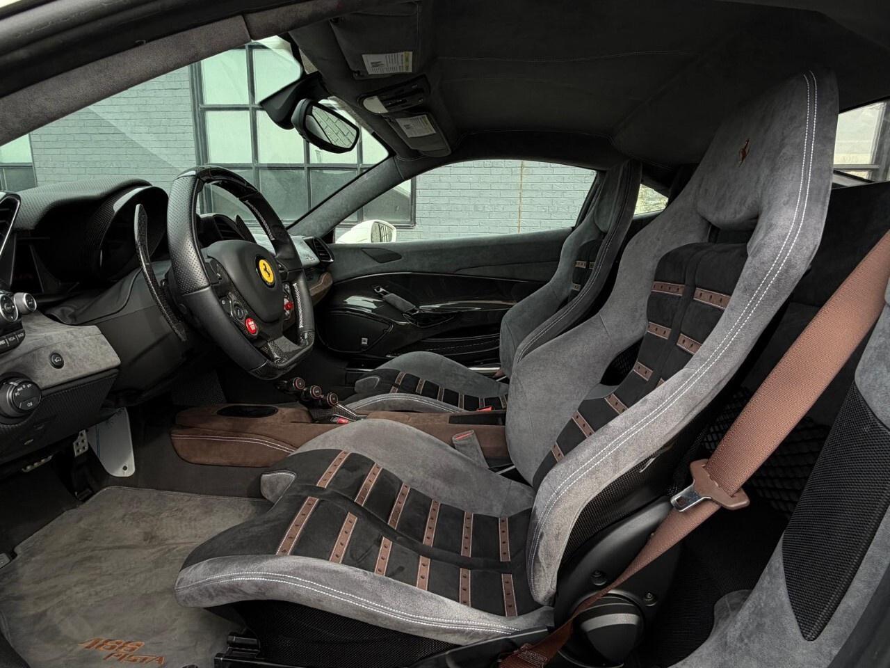 2019 Ferrari 488 Pista COUPE Photo