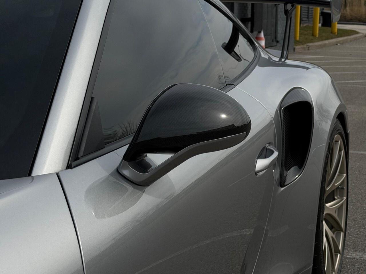 2018 Porsche 911 GT2 RS Coupe Photo