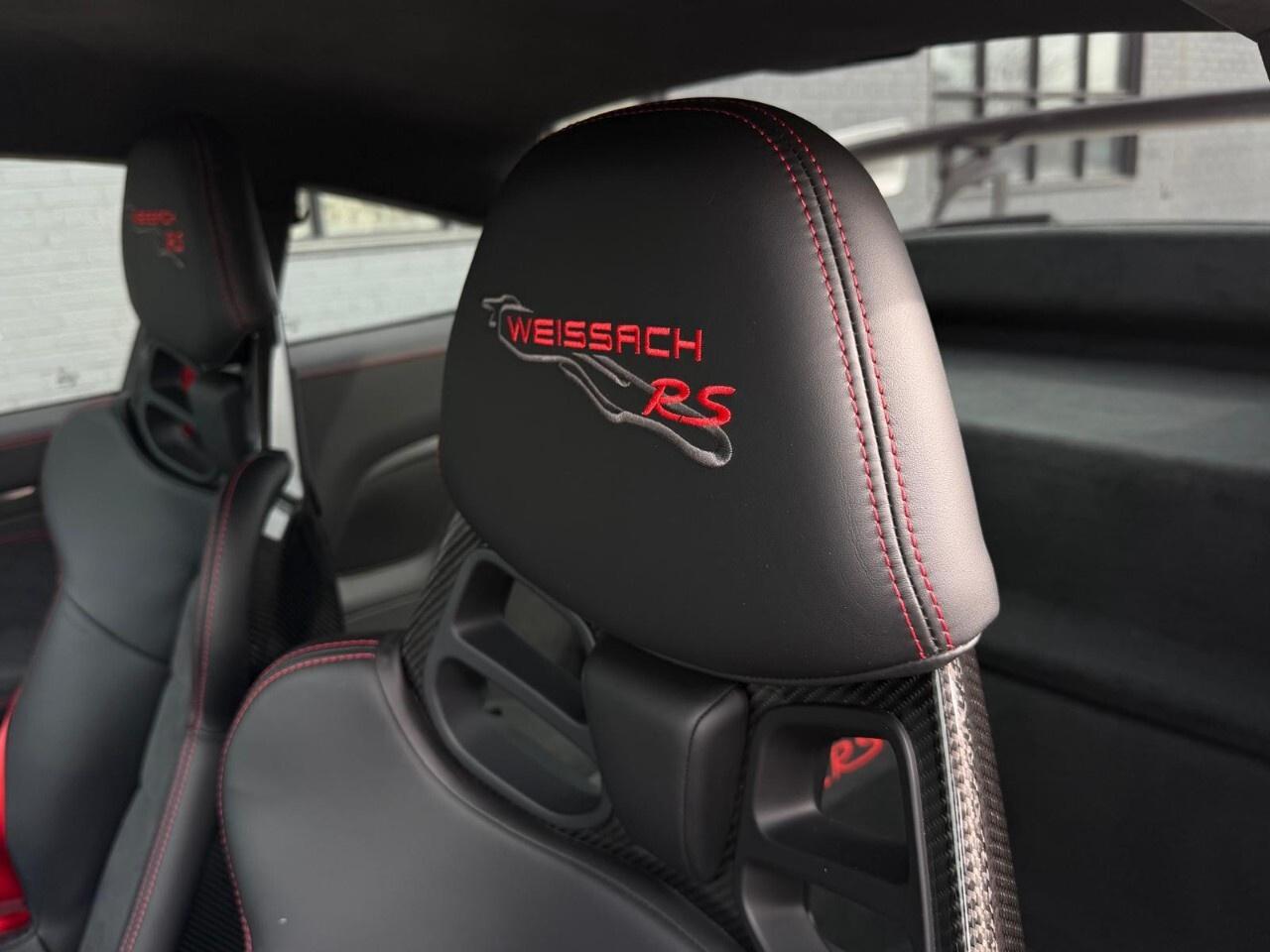 2018 Porsche 911 GT2 RS Coupe Photo