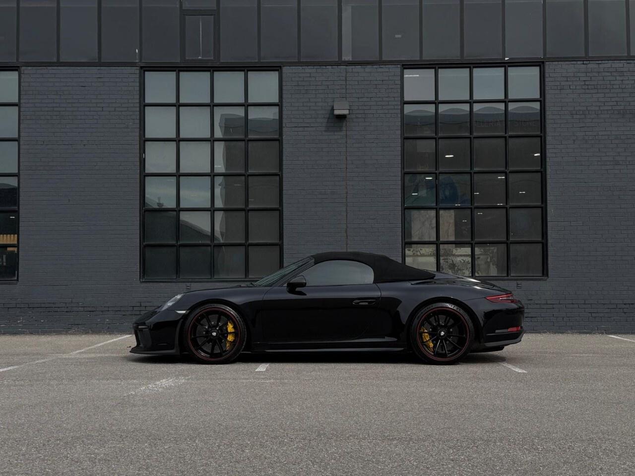 2019 Porsche 911 Speedster Cabriolet Photo