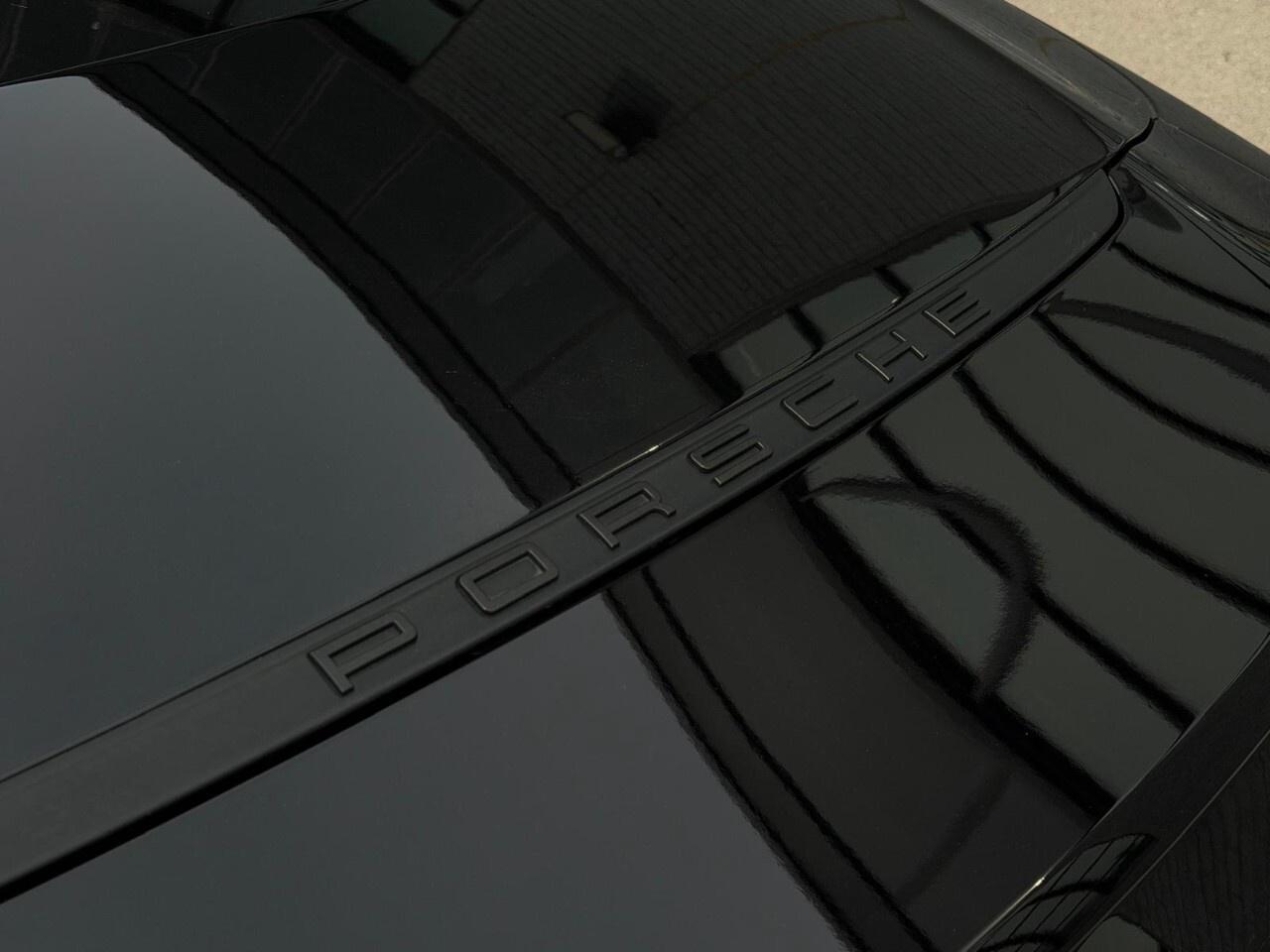 2019 Porsche 911 Speedster Cabriolet Photo