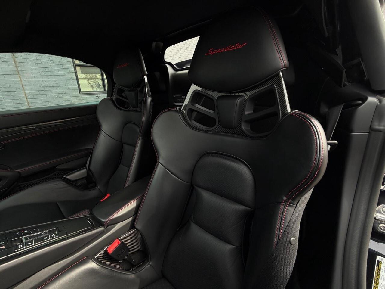 2019 Porsche 911 Speedster Cabriolet Photo