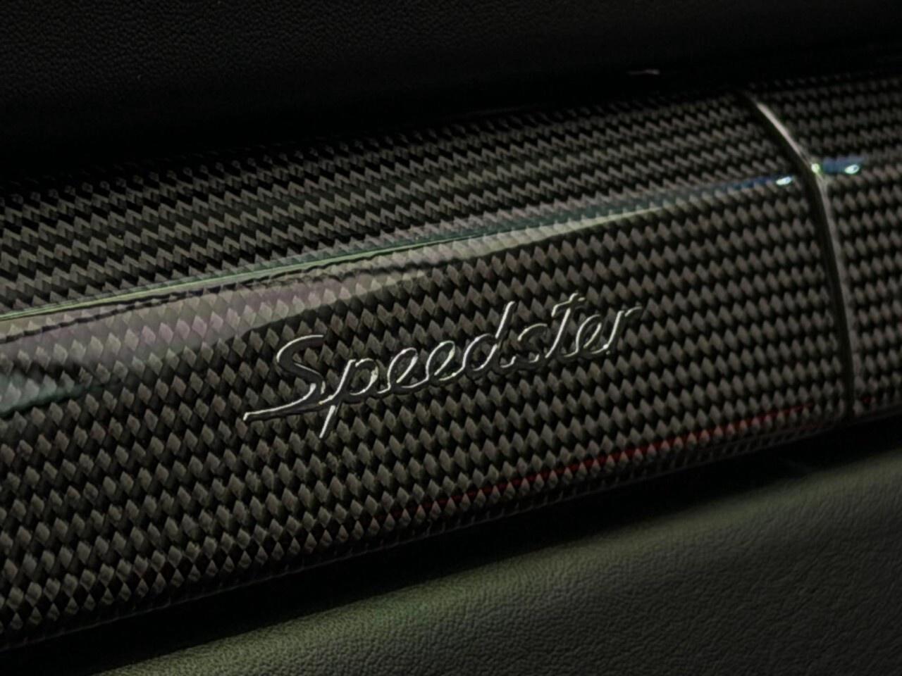 2019 Porsche 911 Speedster Cabriolet Photo