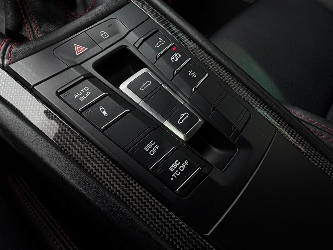 2019 Porsche 911 Speedster Cabriolet Photo