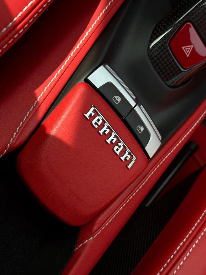 2018 Ferrari 488 GTB Coupe Photo