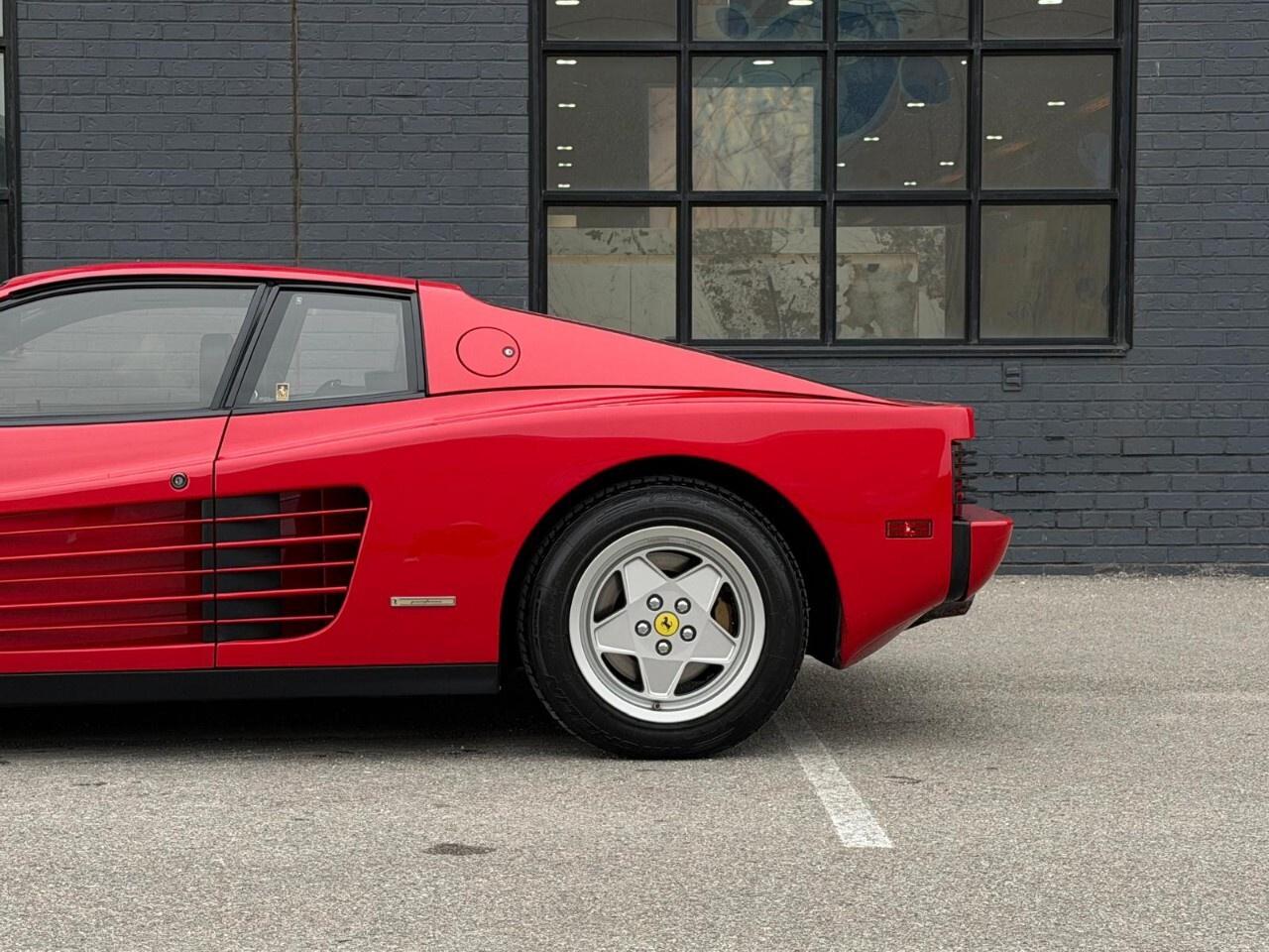 1988 Ferrari Testarossa  Photo