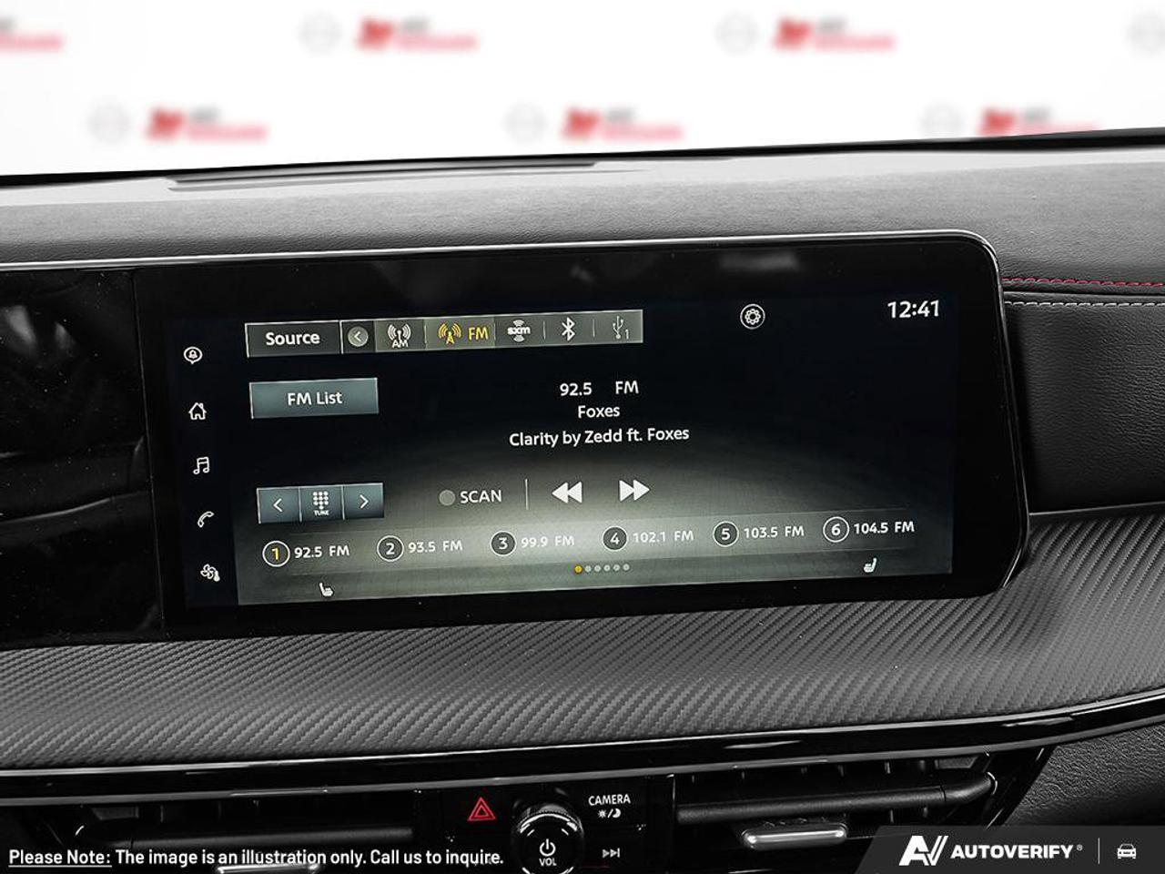 2026 Nissan Kicks SR Photo