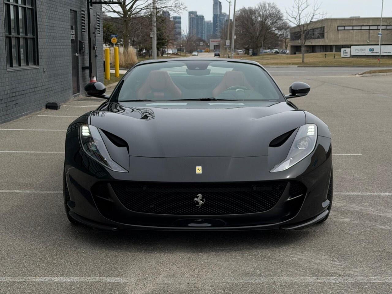 2021 Ferrari 812 GTS Convertible Photo