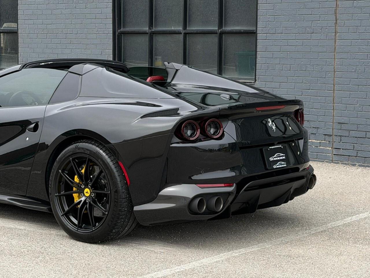 2021 Ferrari 812 GTS Convertible Photo