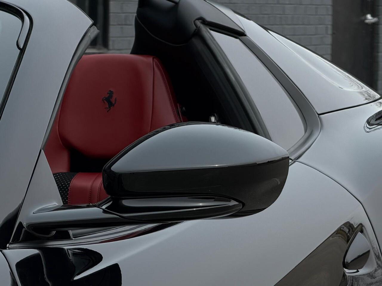 2021 Ferrari 812 GTS Convertible Photo
