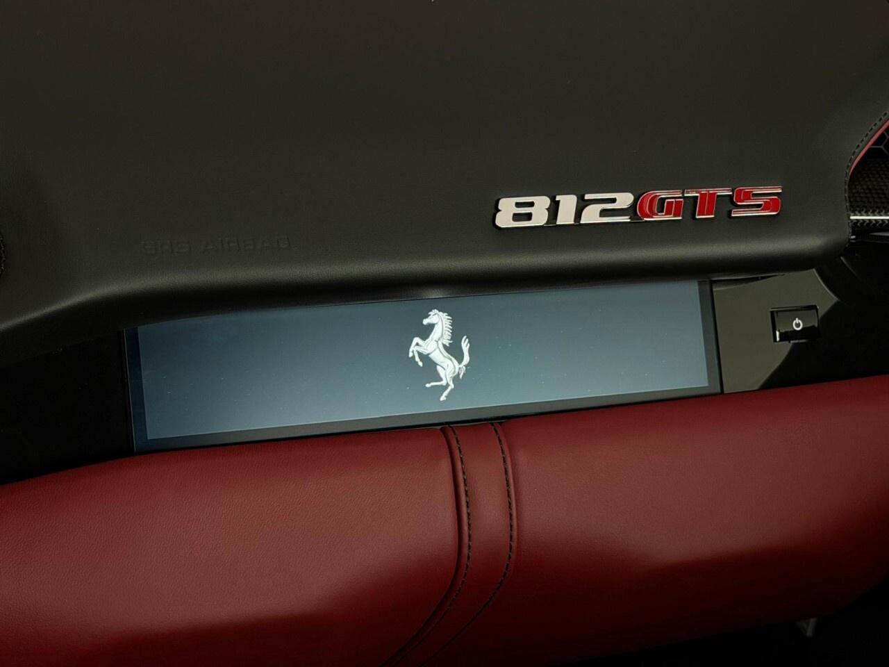 2021 Ferrari 812 GTS Convertible Photo