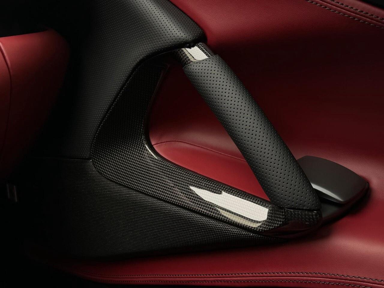 2021 Ferrari 812 GTS Convertible Photo