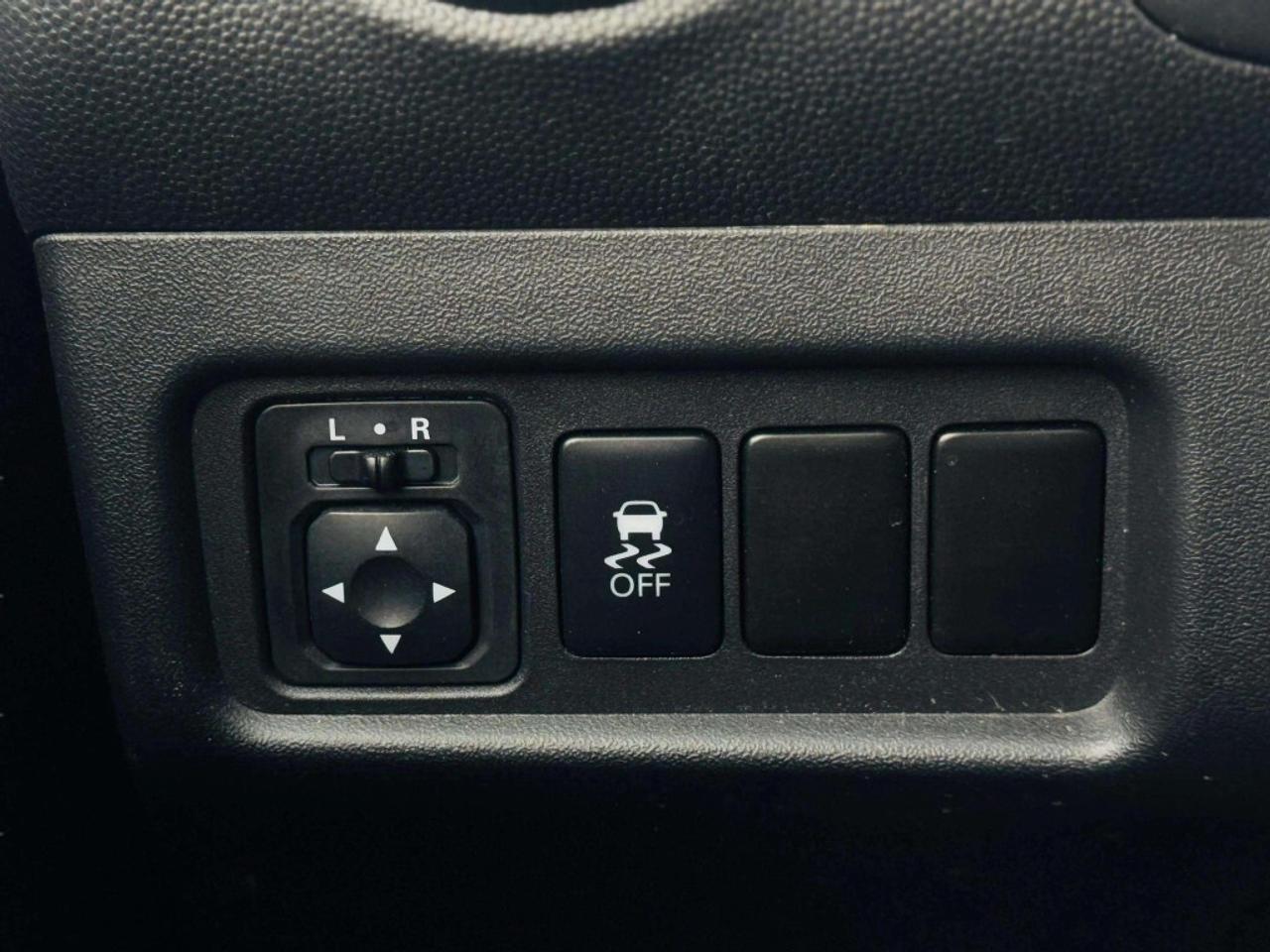 2018 Mitsubishi Mirage ES CVT Photo