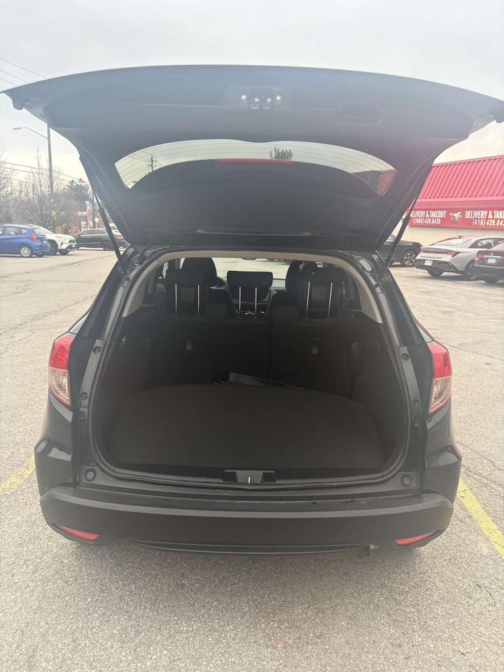 2016 Honda HR-V 4WD 4dr CVT EX Photo