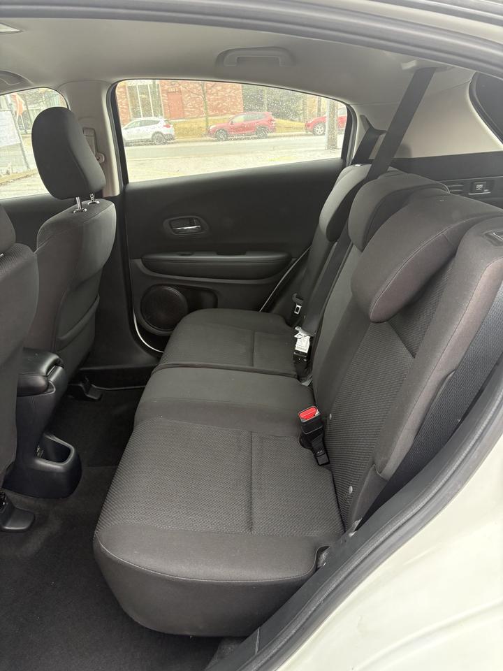 2018 Honda HR-V Lx Awd Cvt Photo