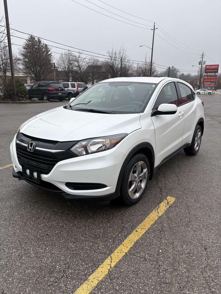 2018 Honda HR-V Lx Awd Cvt Photo2