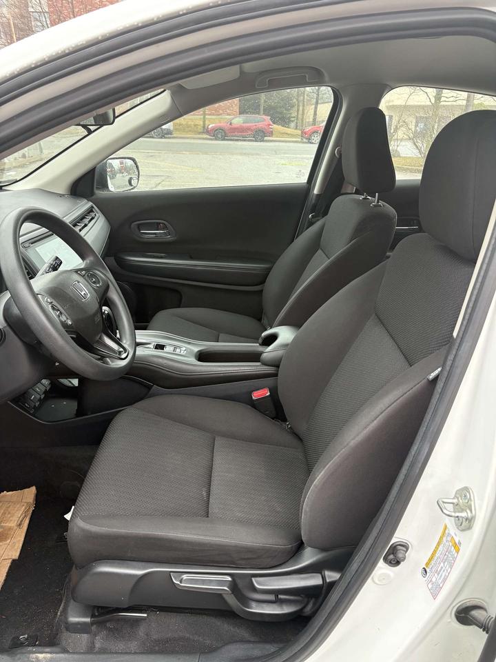 2018 Honda HR-V Lx Awd Cvt Photo