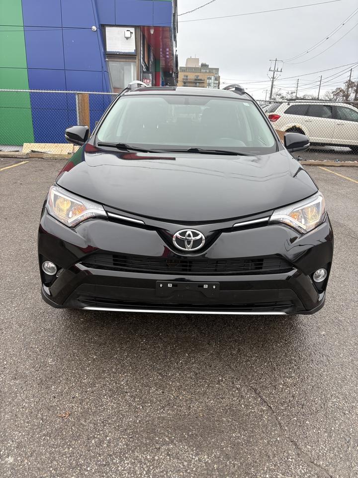 2016 Toyota RAV4 AWD 4dr XLE Photo